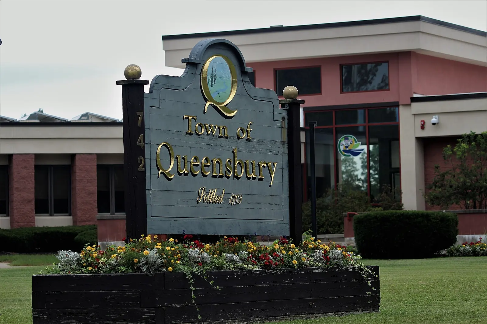Town of Queensbury sign in front of Queensbury Town Hall